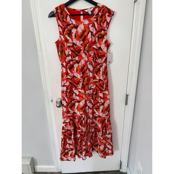 Nine West Dresses & Skirts - Nine West Red Tropical Leaf Tiered Midi Dress Sleeveless Small